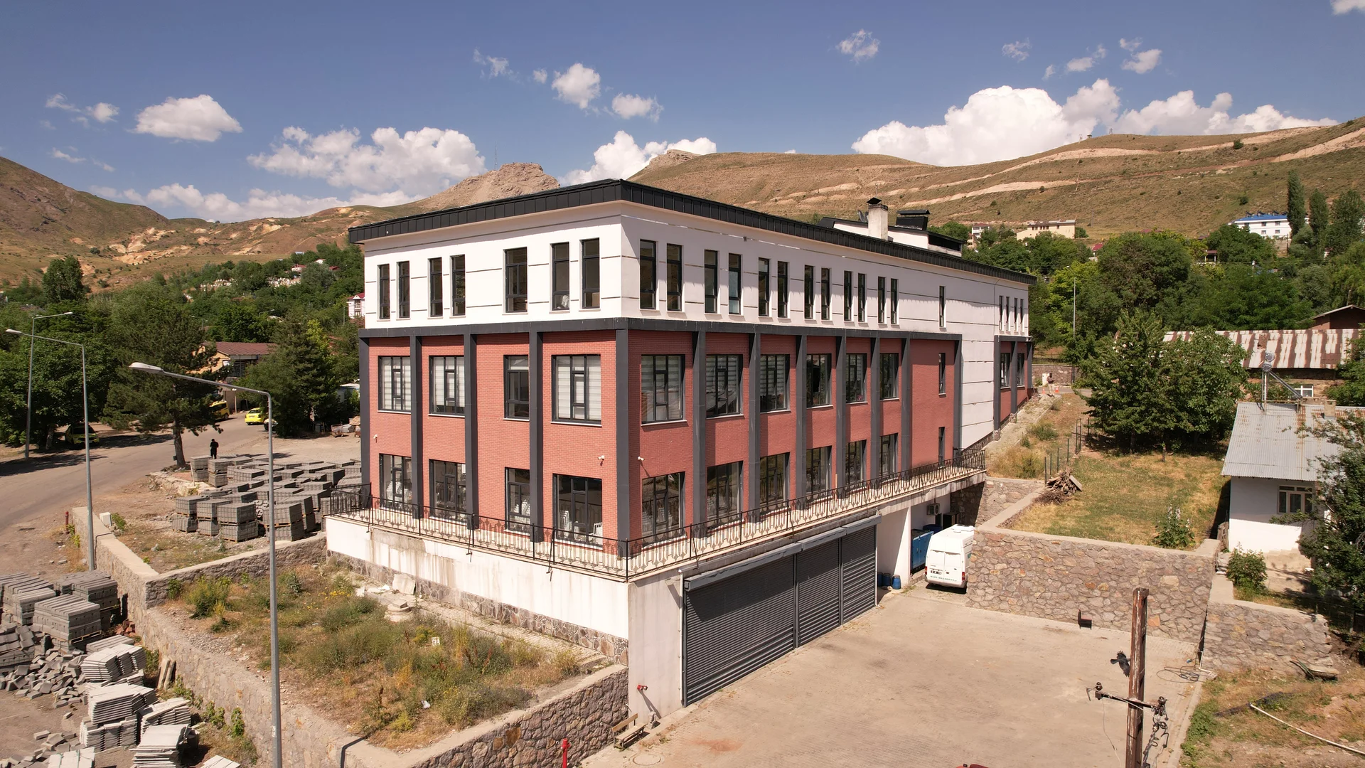 Kiğı Belediyesi Hizmet Binası - Kamu Binaları Projesi - Yükseliş İnşaat