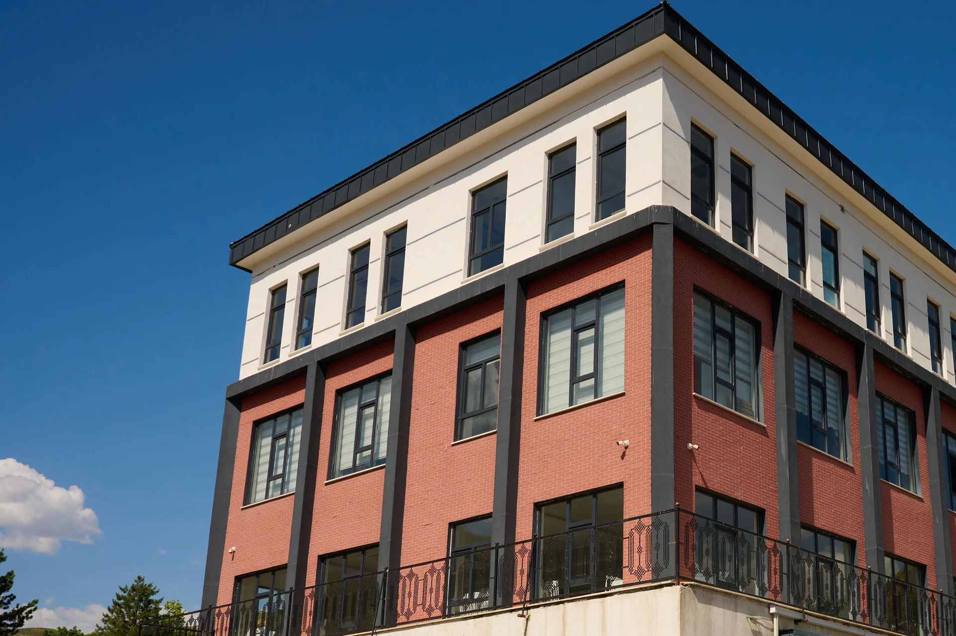 Kiğı Belediyesi Hizmet Binası - Görsel 3 - Yükseliş İnşaat